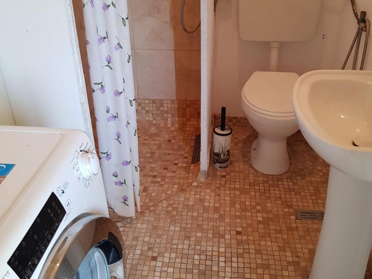 Yes Appartement Tirana Buitenkant foto